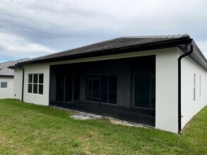 555 Sanctuary Golf Pl in Apopka, FL - Building Photo - Building Photo
