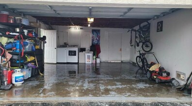42901 Alexo Dr in Lancaster, CA - Building Photo - Building Photo