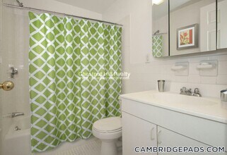 1 Langdon St, Unit 3 in Cambridge, MA - Foto de edificio - Building Photo