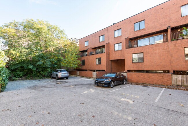 331 Monroe St in Philadelphia, PA - Building Photo - Building Photo