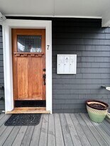 7 Lorraine St, Unit 1 in Boston, MA - Building Photo