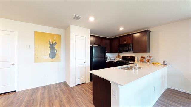 property at 904 Wildflower St