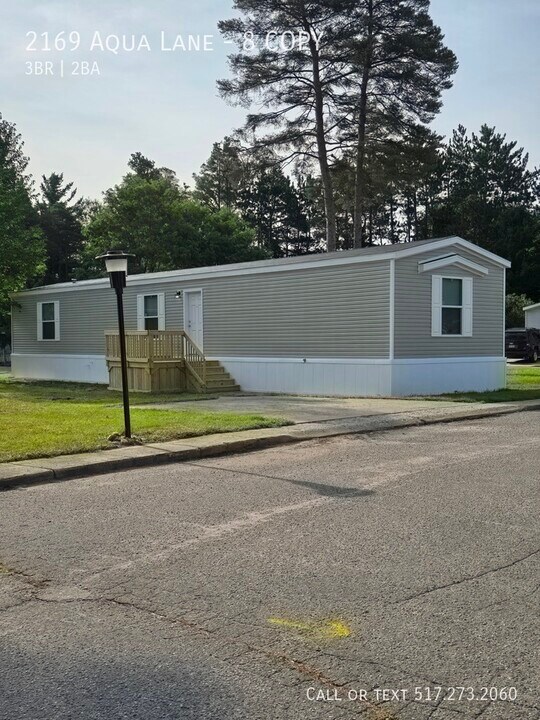 2169 Aqua Ln in Caro, MI - Building Photo