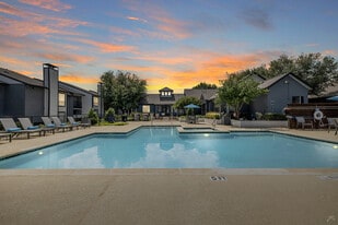 Wimbledon in Lewisville, TX - Building Photo