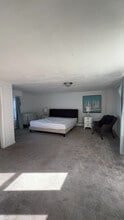 204 Pequot Ave in New London, CT - Building Photo - Building Photo