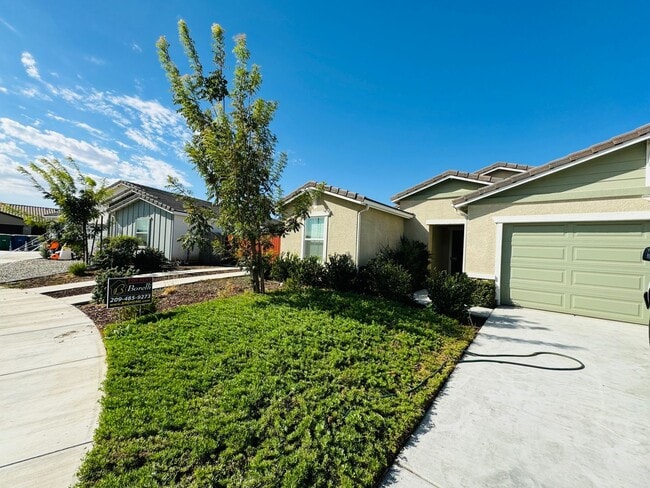 2009 Giannone Ct in Los Banos, CA - Building Photo - Building Photo