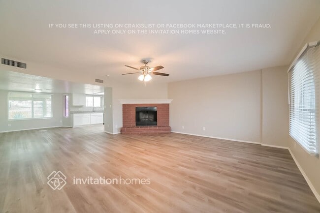 4454 N 105th Ave in Phoenix, AZ - Building Photo - Building Photo