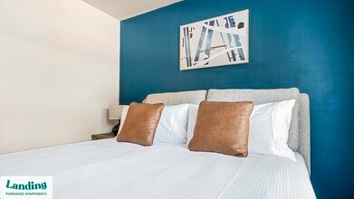 2056 Sundance Parkway, Unit 2126 in New Braunfels, TX - Foto de edificio - Building Photo