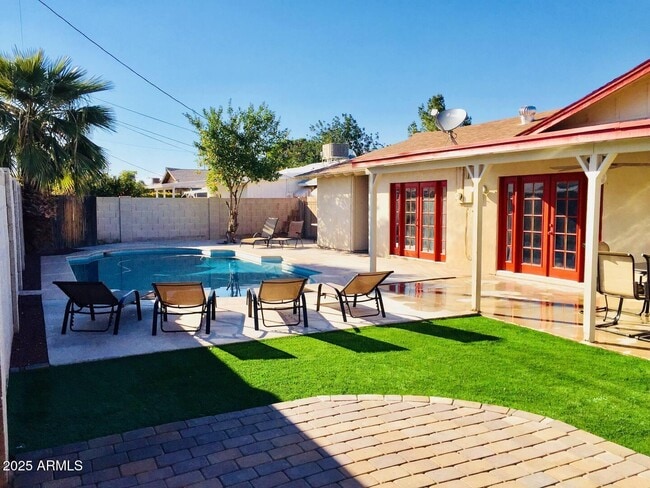 8447 E Sheridan St in Scottsdale, AZ - Building Photo - Building Photo