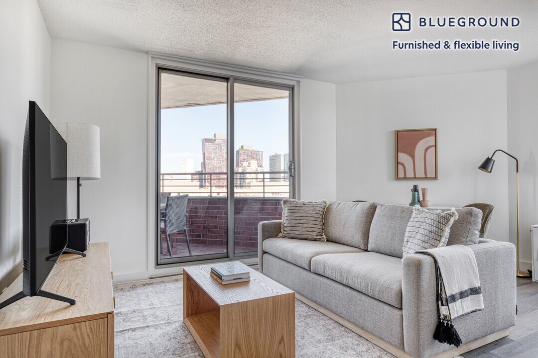 520 2nd Ave-Unit -FL22-ID666 in New York, NY - Building Photo