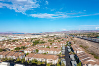 Traverse Point in Henderson, NV - Foto de edificio - Building Photo