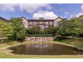 13580 Technology Dr in Eden Prairie, MN - Building Photo