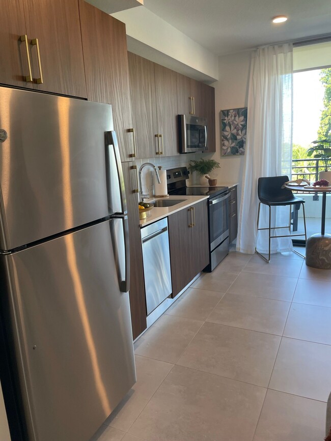 404 NW 10th Ave, Unit 1112 in Miami, FL - Building Photo - Building Photo
