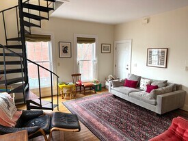 119 Brackett St in Portland, ME - Building Photo