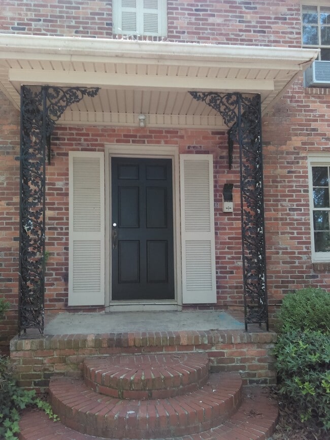 316 Mimosa Dr in Dublin, GA - Building Photo - Building Photo