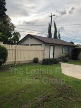 8708 Meadowlark Rd NW in Edmonton, AB - Building Photo - Building Photo