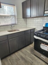 Liberty Gardens in Bergenfield, NJ - Building Photo - Building Photo