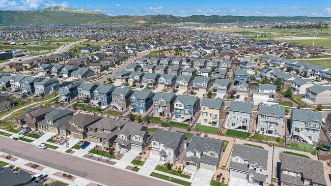 7118 Fauna Glen Dr in Colorado Springs, CO - Foto de edificio - Building Photo