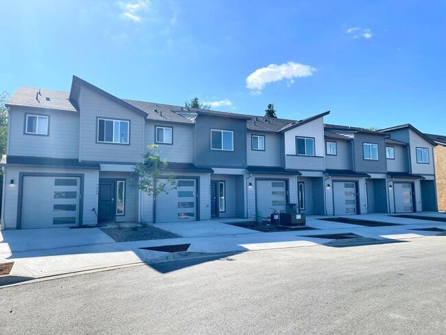 property at 7618 NE 71st Pl