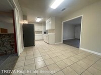 1304 E 30th St photo'