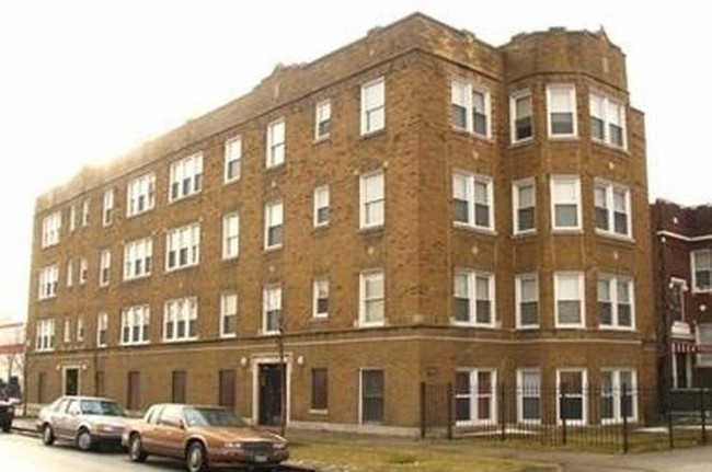 1215 W 81st St in Chicago, IL - Building Photo - Primary Photo