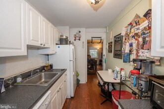 737 Melon Terrace in Philadelphia, PA - Building Photo - Building Photo