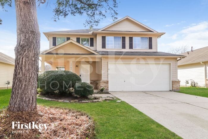 7707 Little Thicket Ct in Cypress, TX - Building Photo