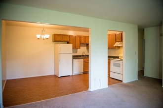 Harriman Woods Apartments in Harriman, NY - Building Photo - Building Photo