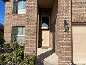 1826 Bravos Manor Ln in Fresno, TX - Building Photo - Building Photo