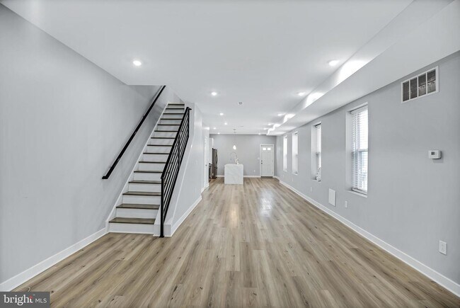 4844 Duffield St photo'