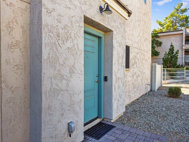 8460 N 22nd Dr in Phoenix, AZ - Building Photo - Building Photo