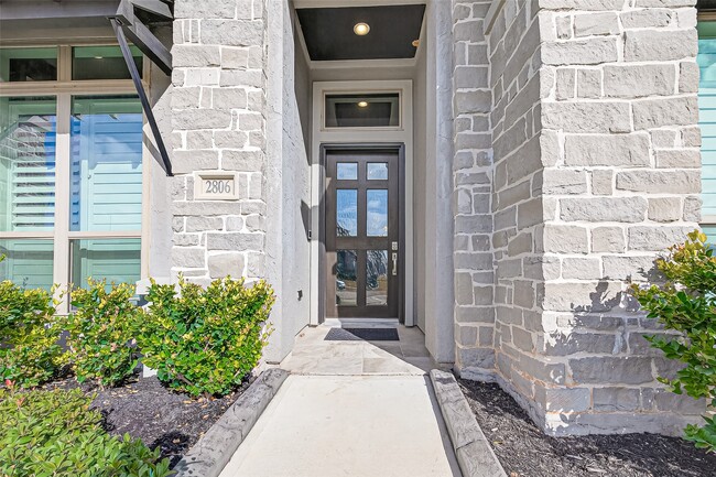 property at 2806 Sycamore Wood Trce