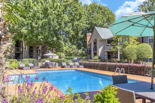 Camden Foxcroft in Charlotte, NC - Building Photo