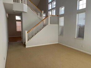 505 Osprey Dr in Redwood City, CA - Building Photo - Building Photo