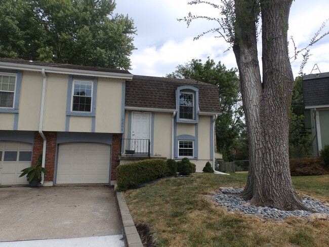 property at 10008 W 95th St