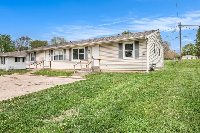 19026 E Swope Trail in Independence, MO - Building Photo - Building Photo