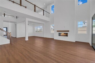 27510 Elderberry Dr in Valencia, CA - Building Photo - Building Photo