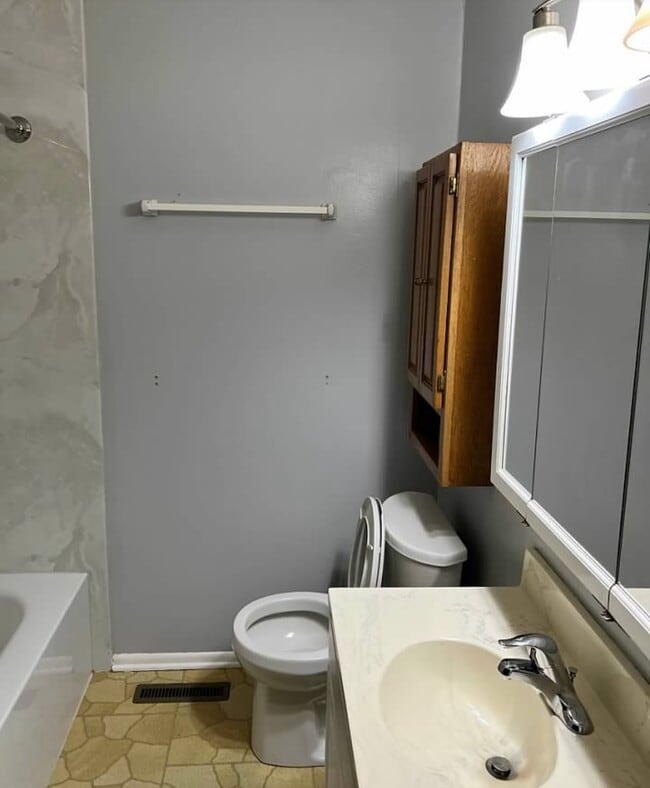 570 Jamestown Ct in Edgewood, MD - Building Photo - Building Photo
