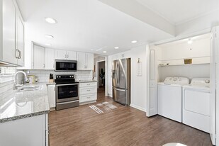 520 Willeo Rd in Roswell, GA - Building Photo