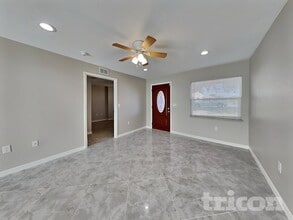 3632 W Wheeler Rd in Lakeland, FL - Foto de edificio - Building Photo