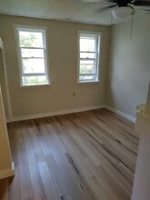 10 Oak Hill St in Haverhill, NH - Foto de edificio - Building Photo