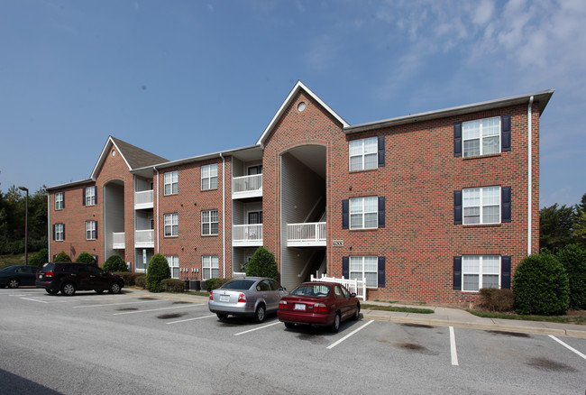 Princeton Terrace in Greensboro, NC - Foto de edificio - Building Photo