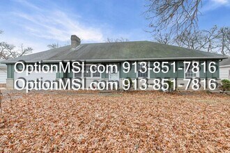 7509 Arlington Ave in Raytown, MO - Building Photo - Building Photo