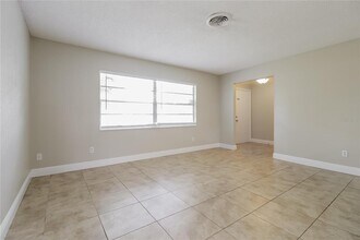 734 Dunhill Dr in Orlando, FL - Building Photo - Building Photo