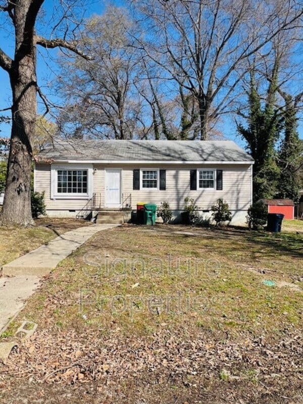 property at 211 Deerfield Dr