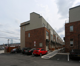 412 Luxe in Philadelphia, PA - Building Photo - Building Photo