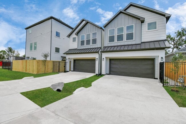 2610 Vance St in Houston, TX - Building Photo - Building Photo