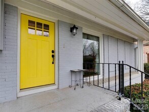 7026 Morganford Rd in Charlotte, NC - Building Photo - Building Photo