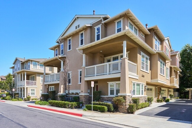 property at 1800 Oak St