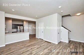 816 Oakmont Pl in Norwalk, IA - Building Photo - Building Photo